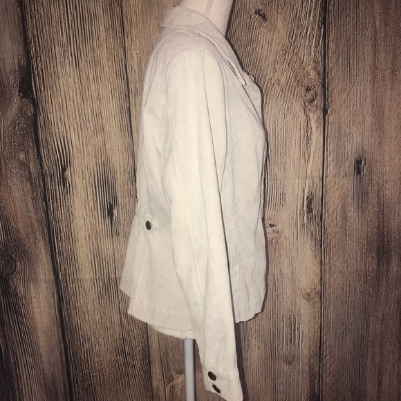Christopher & Banks Medium beige button up jacket - Picture 4 of 8